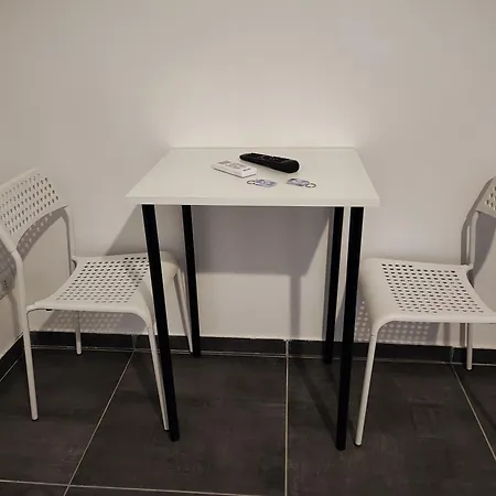 דירה A&c White Diamond Con Larga Terrazza Di 50 Mq Sul Mare