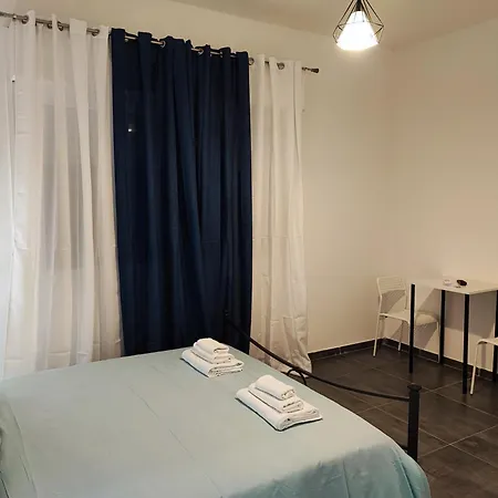 A&c White Diamond Con Larga Terrazza Di 50 Mq Sul Mare