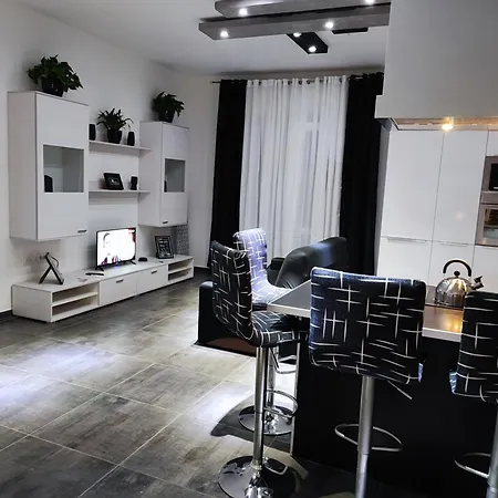 דירה A&c White Diamond Con Larga Terrazza Di 50 Mq Sul Mare *