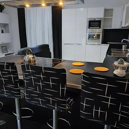 A&c White Diamond Con Larga Terrazza Di 50 Mq Sul Mare * 안치오