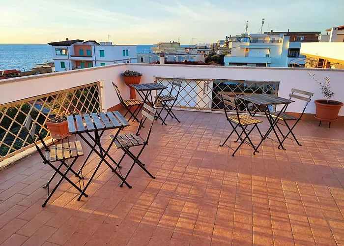 Apartment A&c White Diamond Con Larga Terrazza Di 50 Mq Sul Mare Anzio